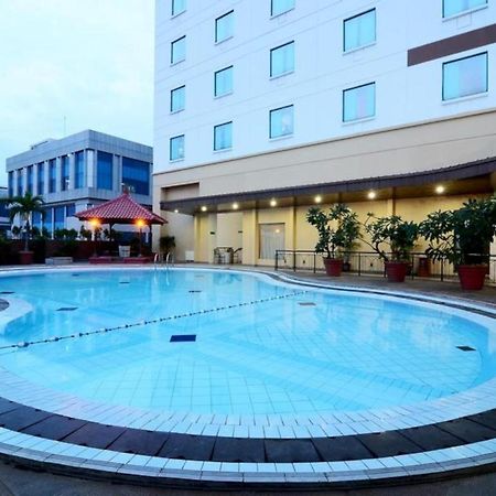 Grand Cempaka Business Hotel Джакарта Экстерьер фото